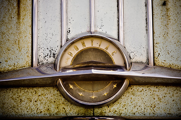 Pontiac Emblem
