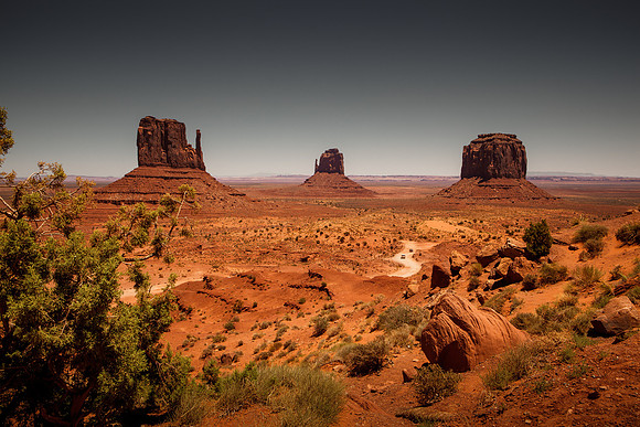 Monument Valley Overlook